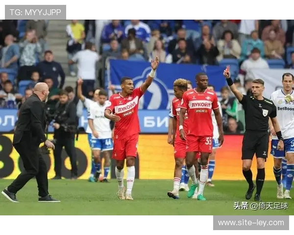 都灵12人伤停缺阵，莱切客场趁势争分